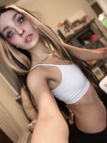 WatchGirlsPlay