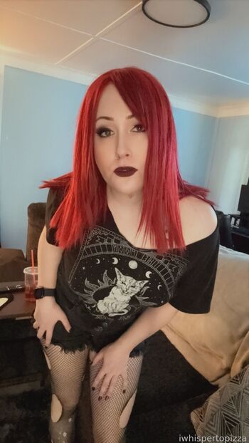 WhisperingPizza ASMR