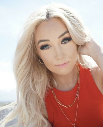 Whitney Wright