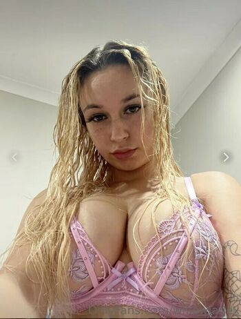 Willow Jade