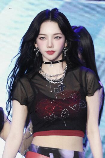 WomenK-pop