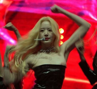 WomenK-pop