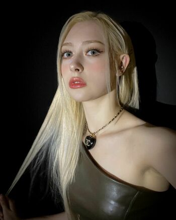 WomenK-pop