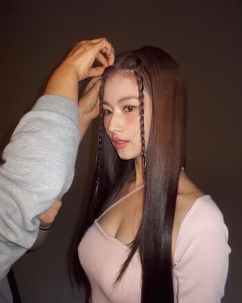 WomenK-pop