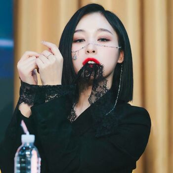 WomenK-pop