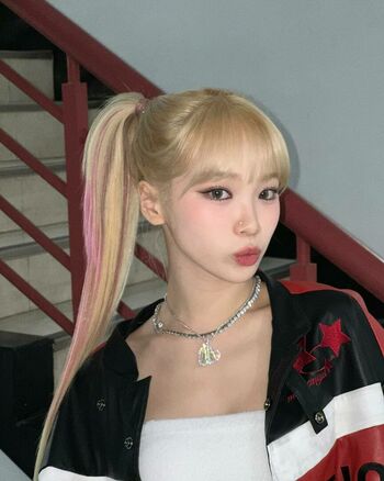 WomenK-pop