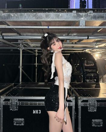 WomenK-pop