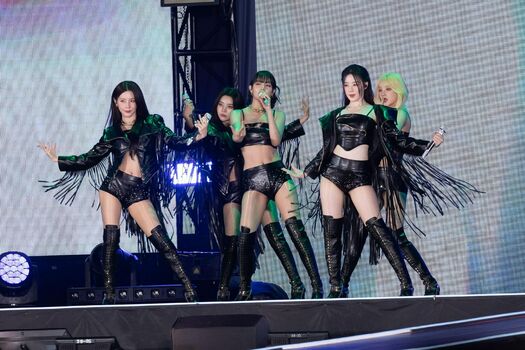 WomenK-pop