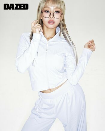 WomenK-pop