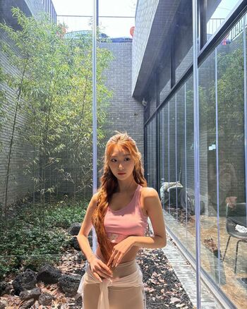 WomenK-pop