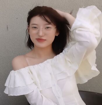 WomenK-pop