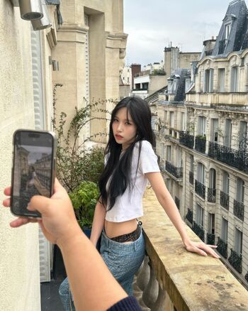 WomenK-pop