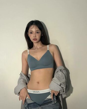 WomenK-pop