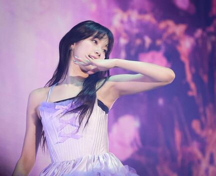 WomenK-pop