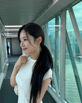 WomenK-pop