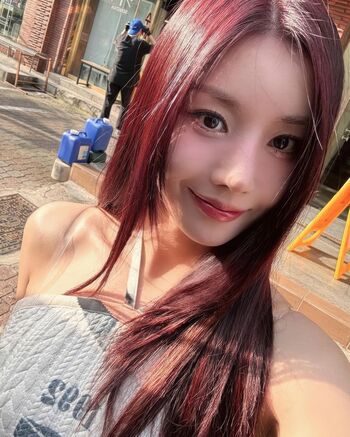 WomenK-pop