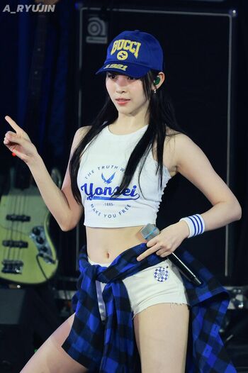 WomenK-pop