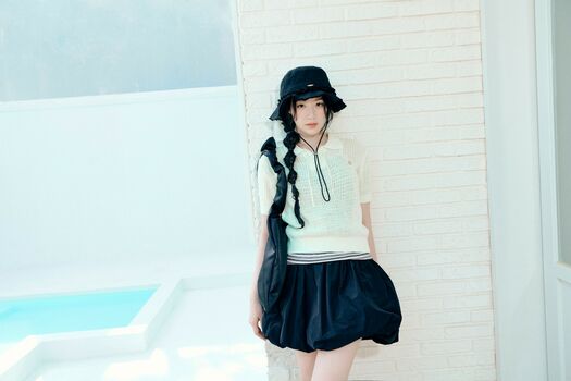 WomenK-pop
