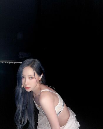 WomenK-pop