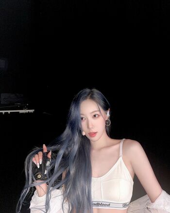 WomenK-pop