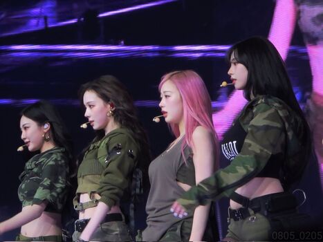 WomenK-pop