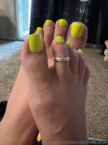 wonderfeetwoman