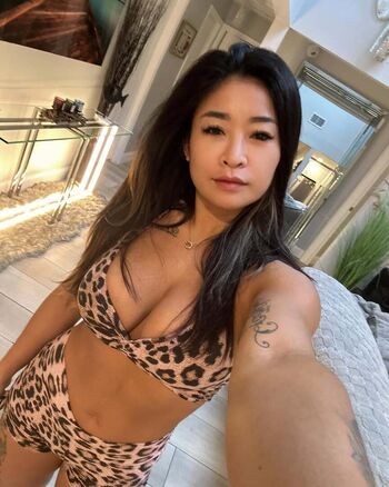 WWE Xia Li