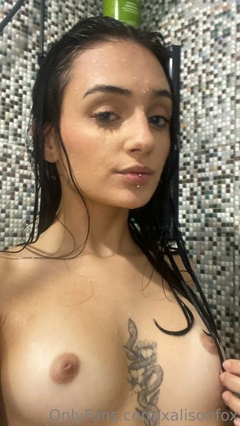 xalisonfox