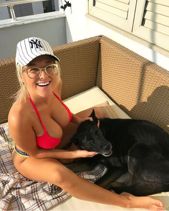 Xhulia Niсo
