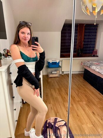 xisabellaabrown