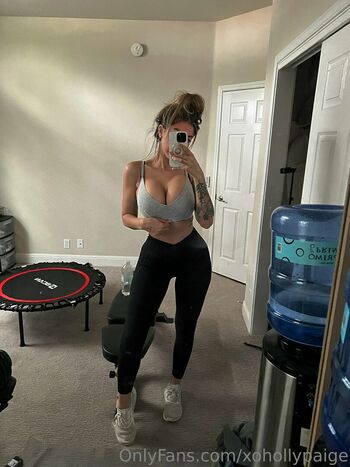 xohollypaige