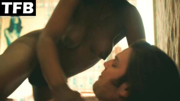Xosha Roquemore