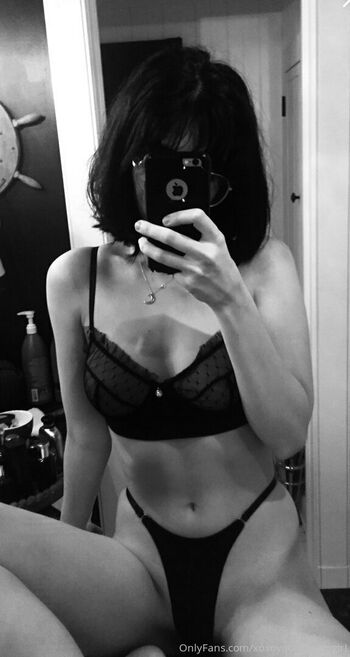 xoxoyourdreamgirl