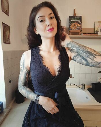 xtheresa_