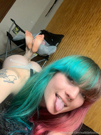 xxlittlefootxx1