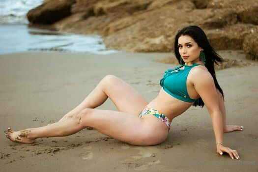 xxxlatinahot