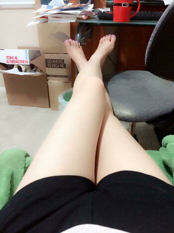 Y3nnie_free