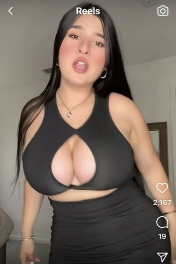 Yesenia Castillo