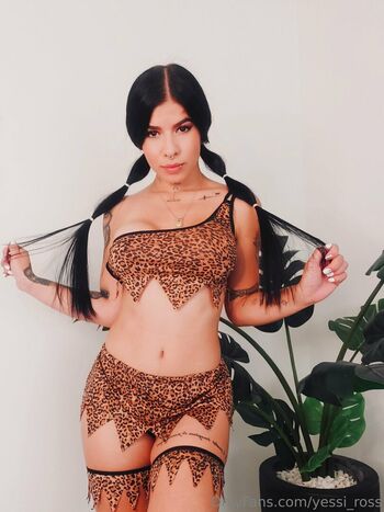yessi_ross