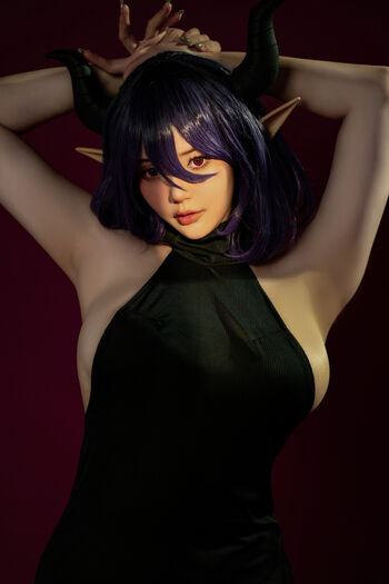 Ying Tze