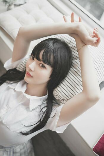 Ying Tze