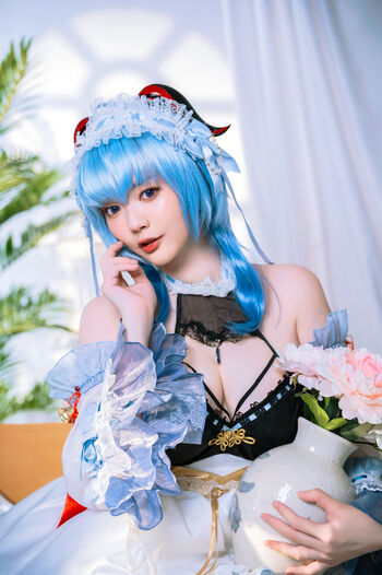 Ying Tze