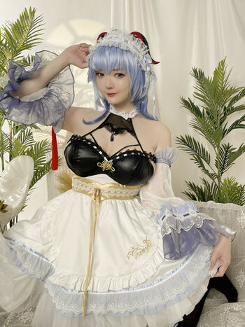 Ying Tze