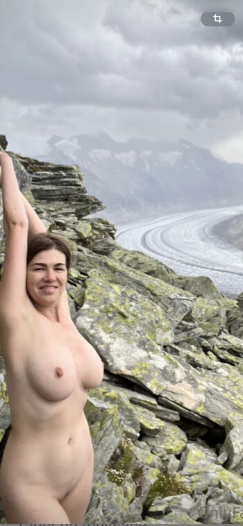 yogatravelgirl