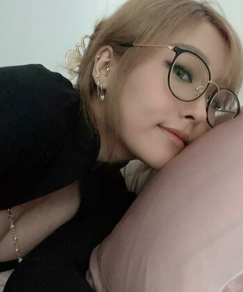 YoonHyoonAikuros