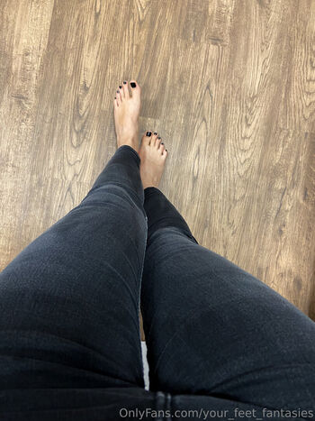 your_feet_fantasies