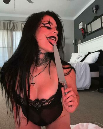 yourfavlittledemon