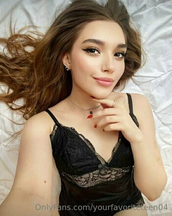 yourfavoriteteen04