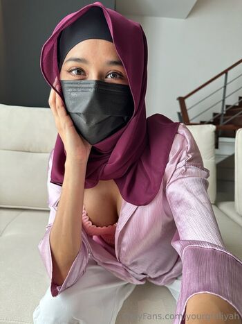 yourgfaliyah