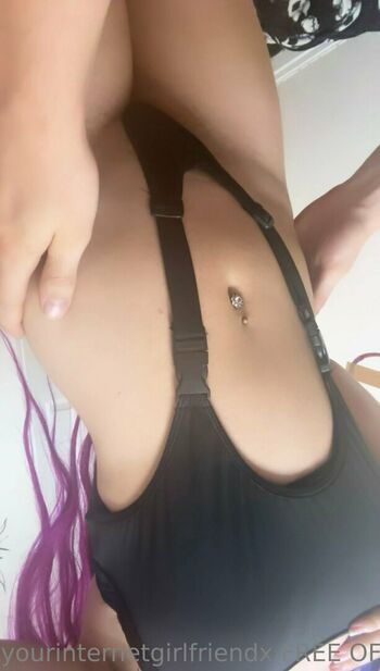 yourinternetgirlfriendx